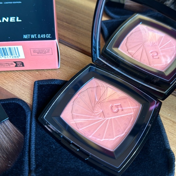 NWT Chanel Matte Powder Blush Blood Orange - Picture 2 of 3